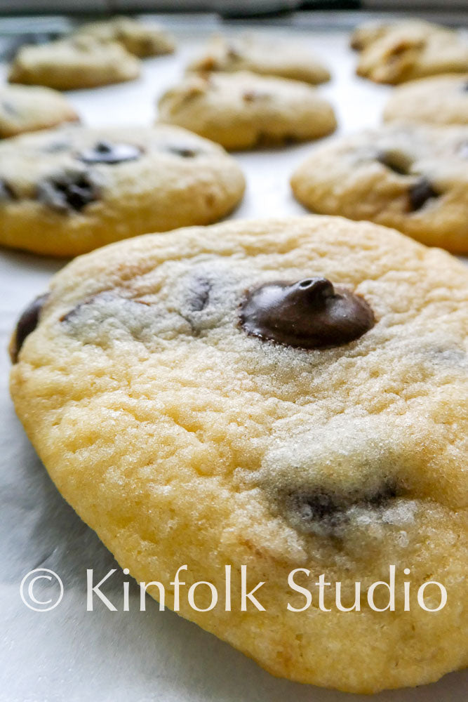 Easy Chocolate Chip Cookies (Semi Exclusive 1 of 3 sets, 37 Images)