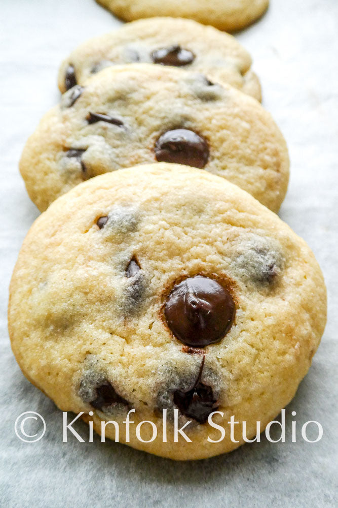 Easy Chocolate Chip Cookies (Semi Exclusive 1 of 3 sets, 37 Images)